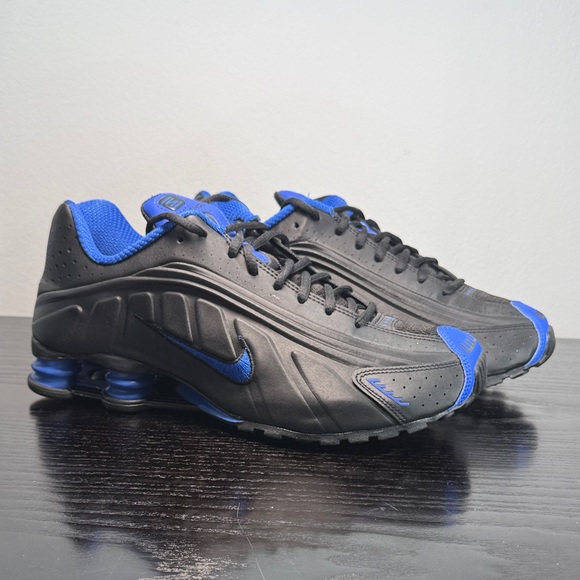 Nike Shox R4 - Picture 3 of 6